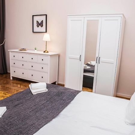 Fullmoon Apartments 1 Segedyn Zewnętrze zdjęcie