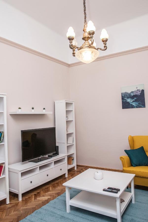 Fullmoon Apartments 1 Segedyn Zewnętrze zdjęcie